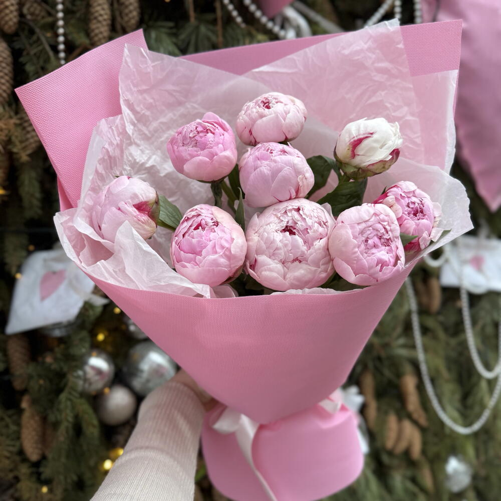 Букет из 9 пионов 🌷