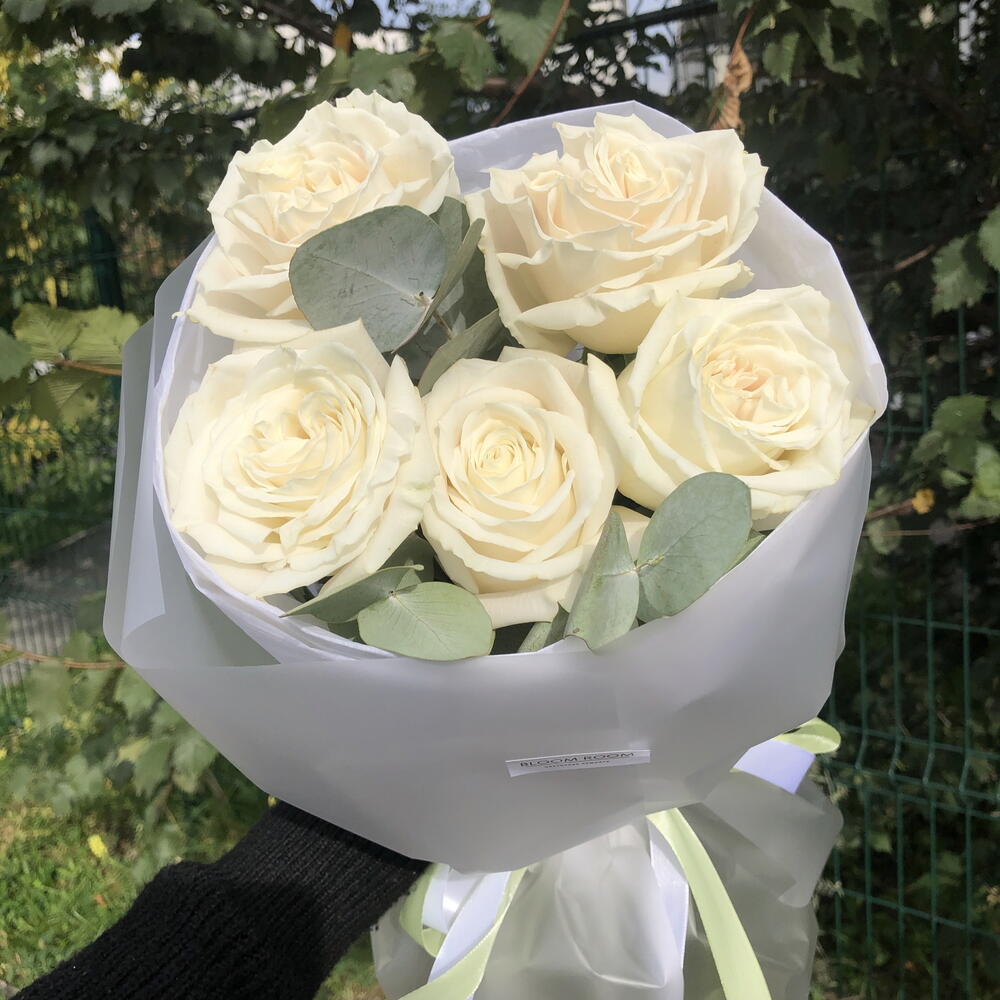 🤍Белые розы букет Bloom Room