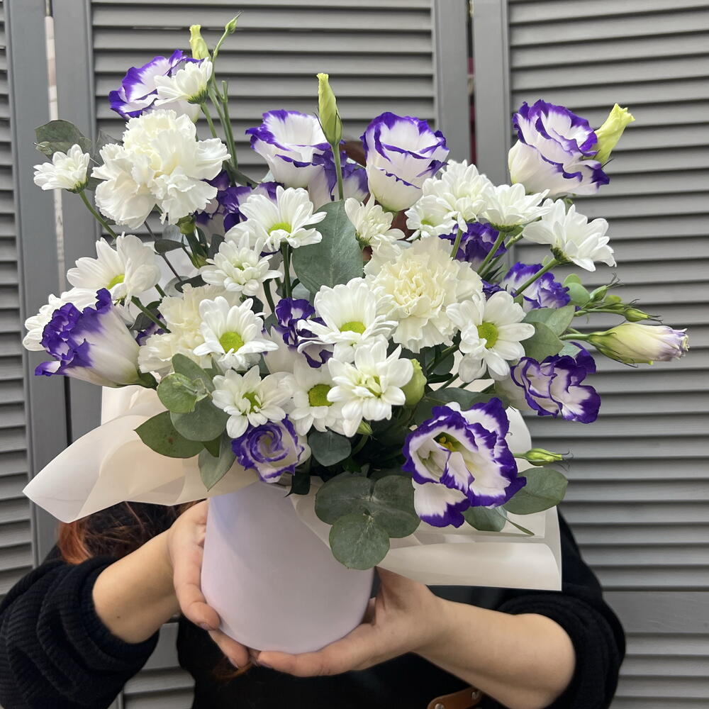 Цветочный комплимент коробке 💜
