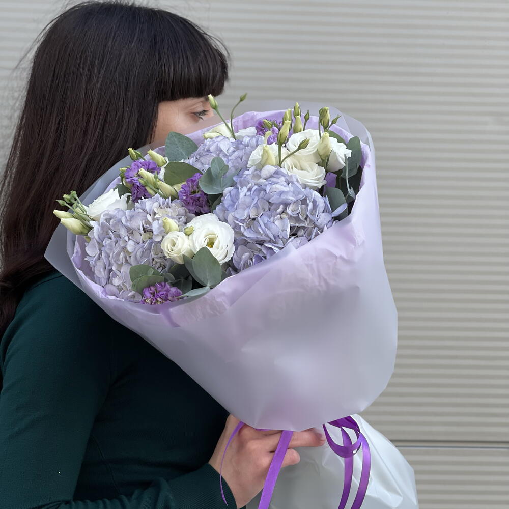 Букет с гортензией 💜