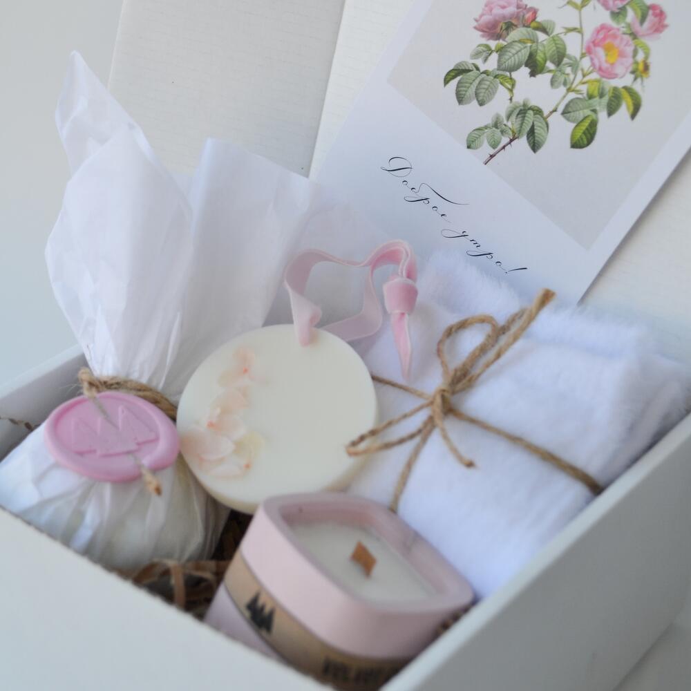 Подарок для девушки Box 2 pink