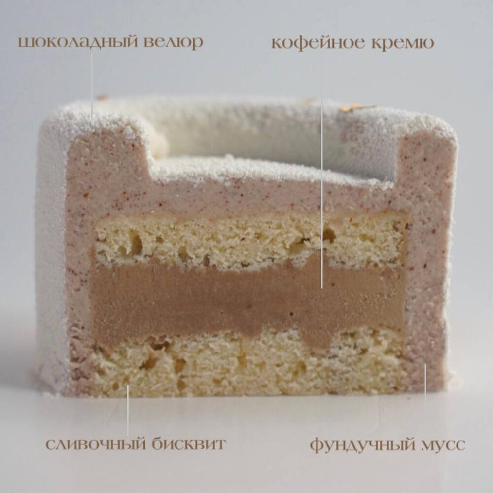 Муссовый бенто в форме савоярди