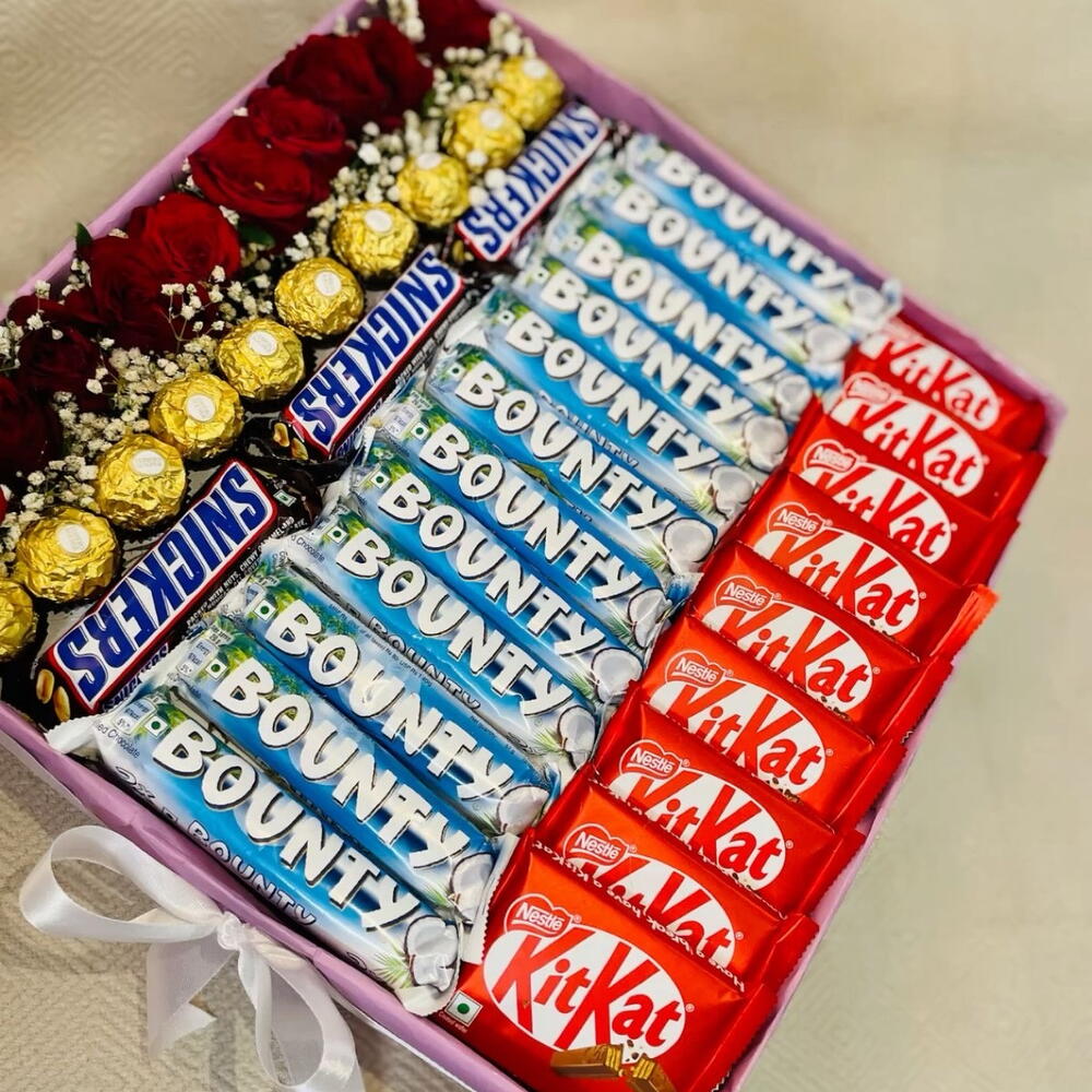 Flowers with sets of chocolate