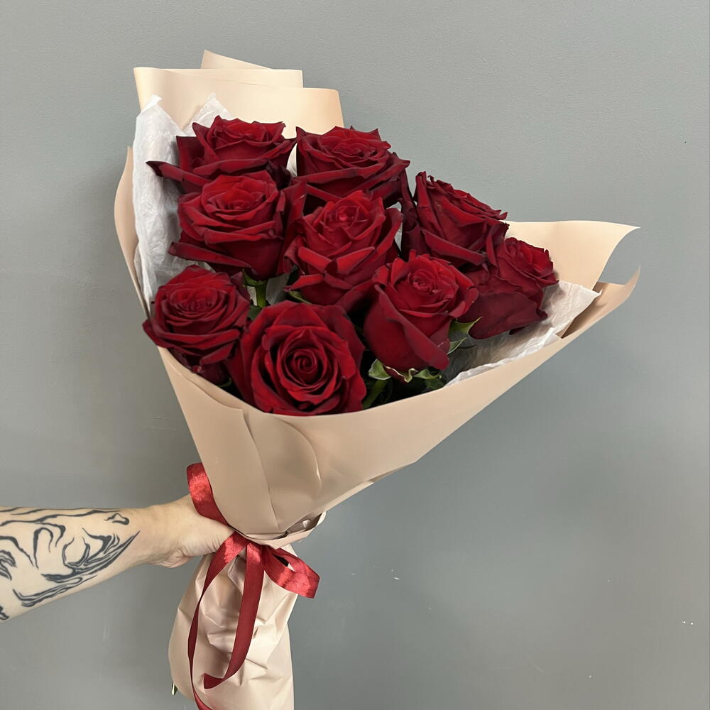 Красные розы 🌹