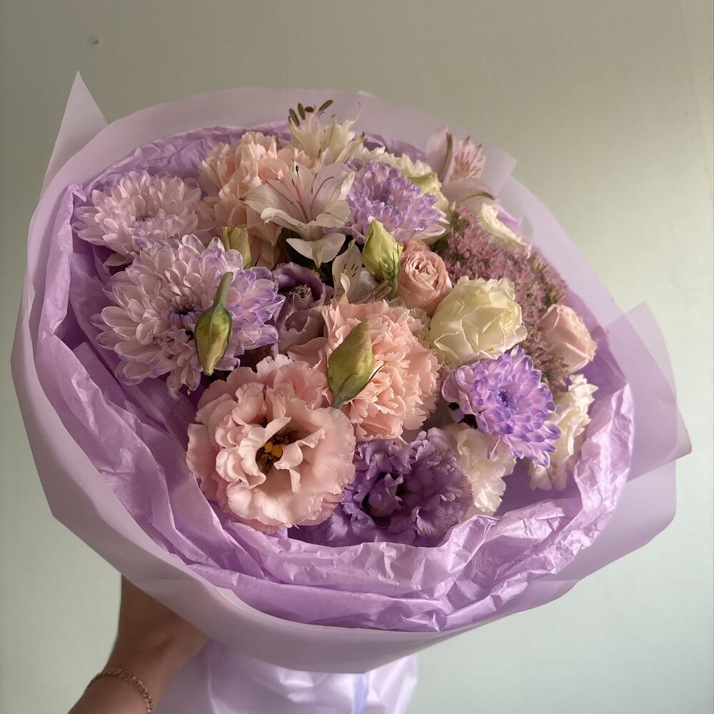 Букет из эустомы/кустовой розы/хризантемы/диантуса💕