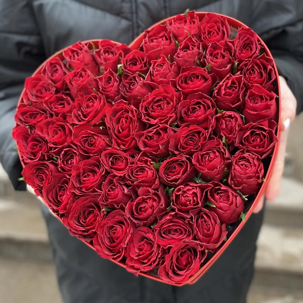 51 Роза в коробке сердце