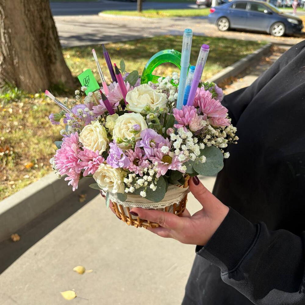 Композиция " С днем учителя"