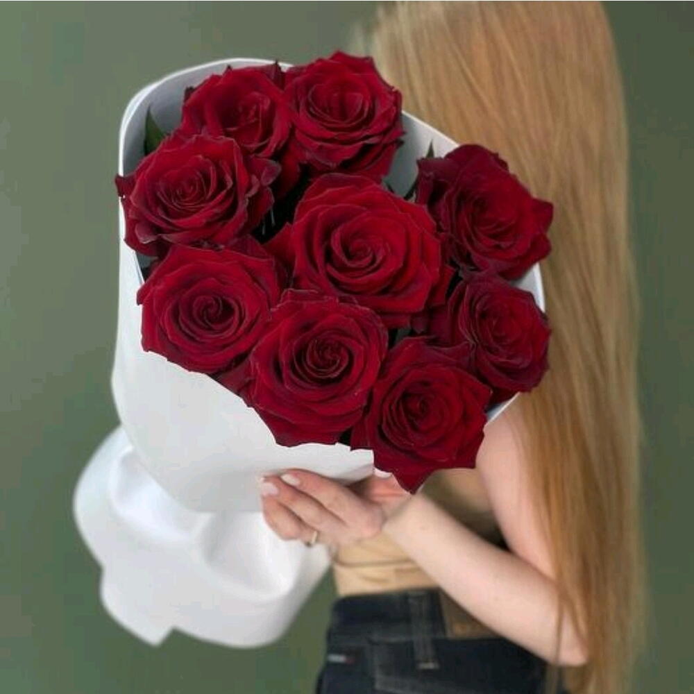 9  роз Эквадор🌹
