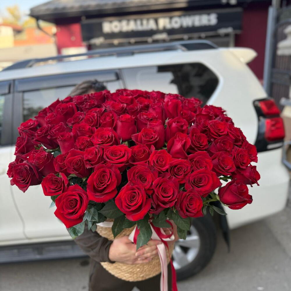 Корзина с цветами
