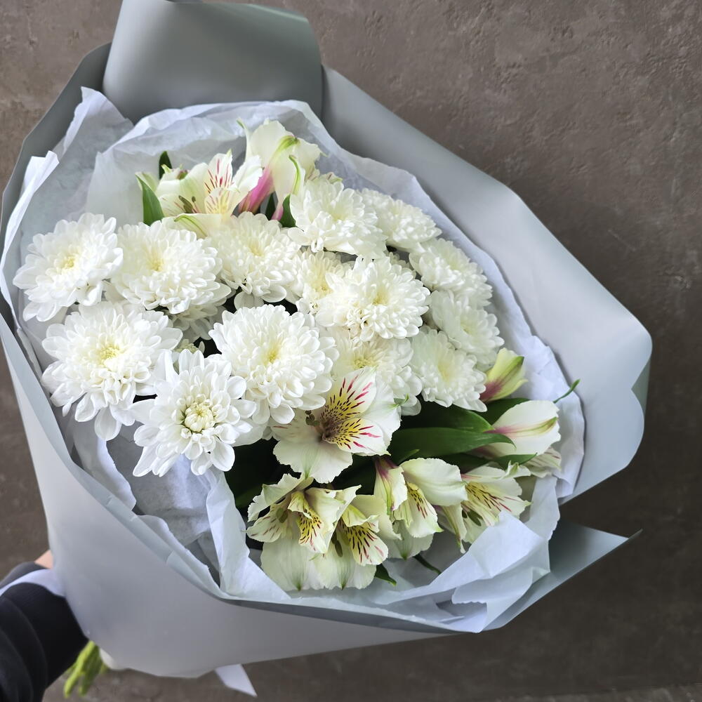 Букет комплимент из стойких цветов