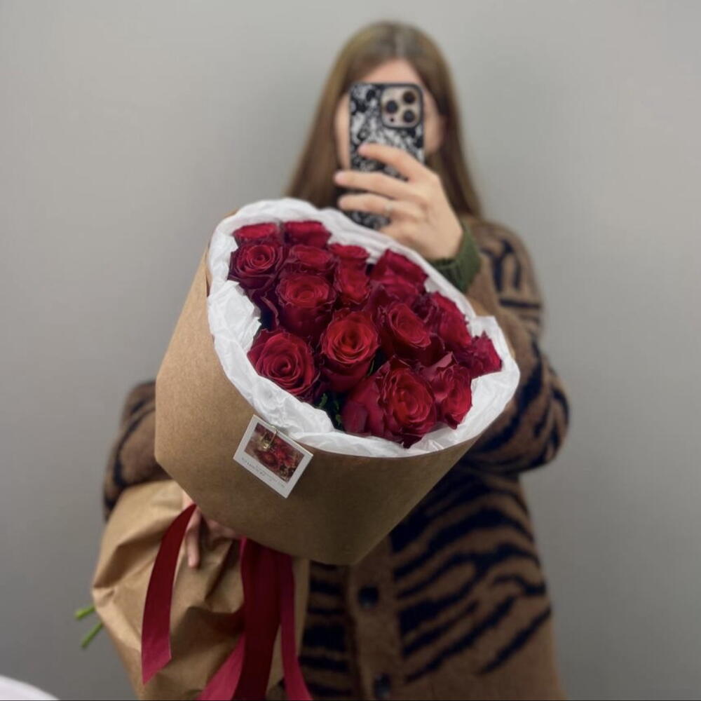 Розы в крафте