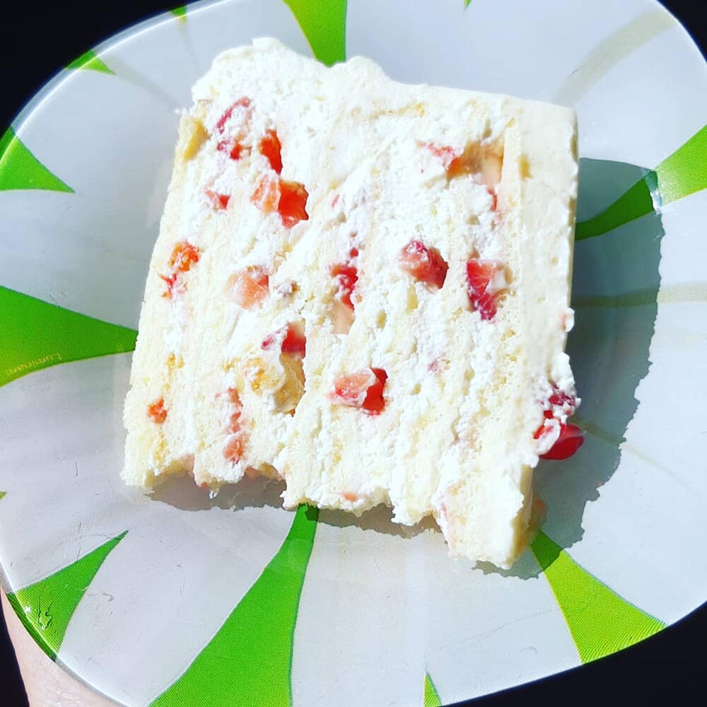 Торт Молочная девочка с вишней🍒