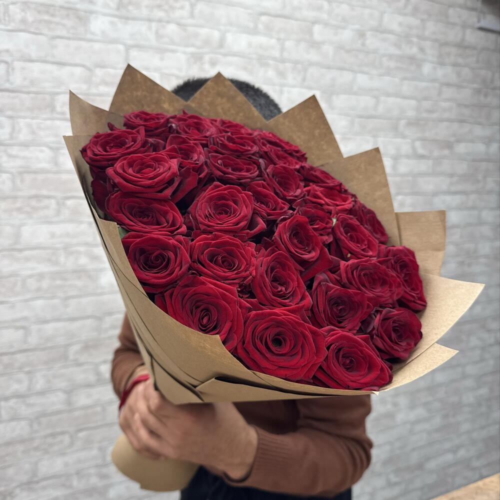 Красные розы🌹🌹🌹