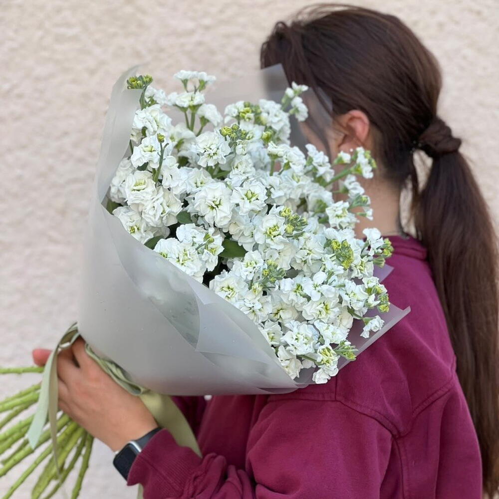 букет из матиолы