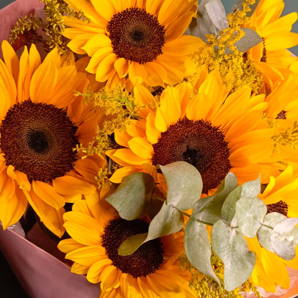 Букет с подсолнухом 🌻