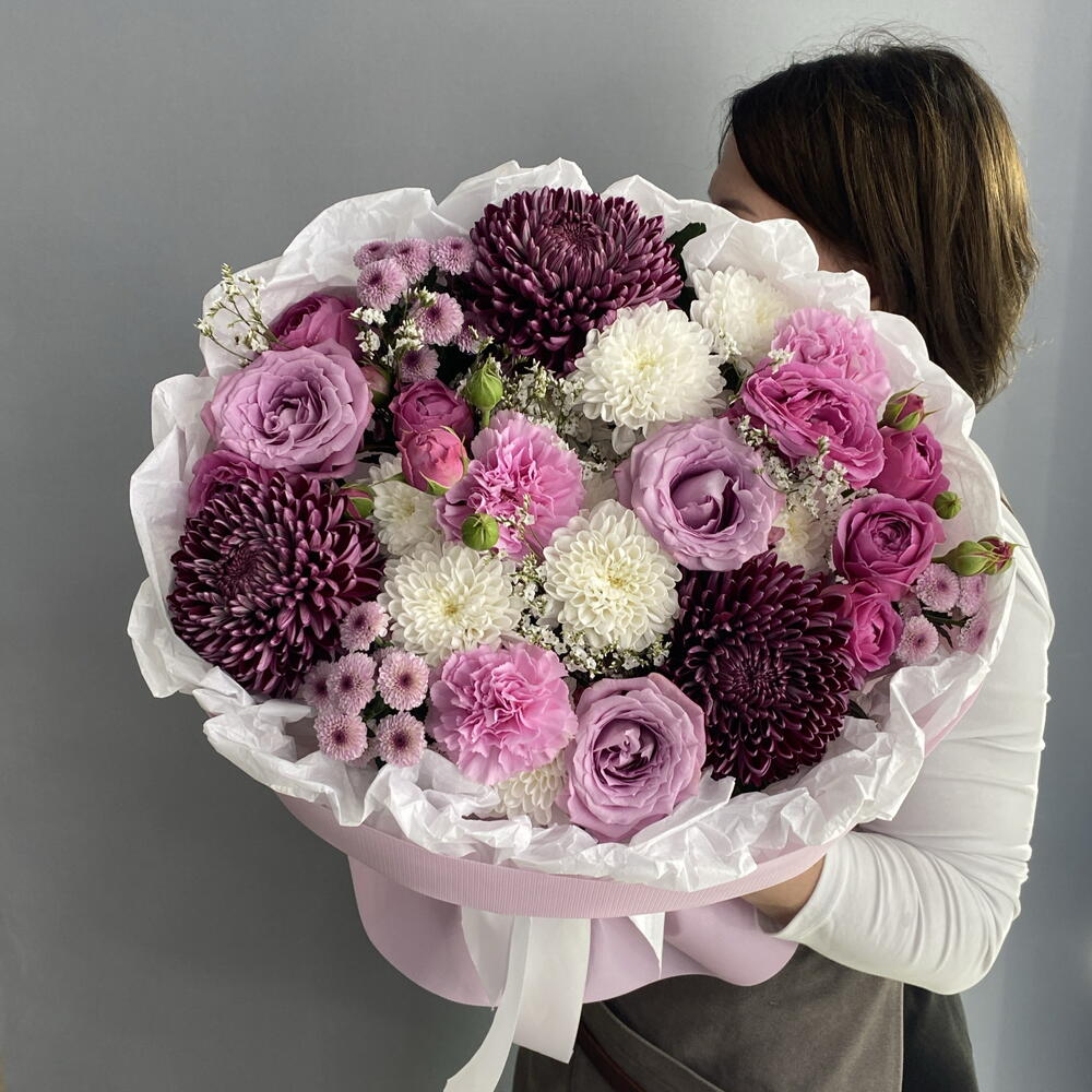 Букет королевский 👑👑👑 хризантема Бигуди 💜 ароматная Роза маритим 🌸 кустовая пионовидная Роза 🩷🩷🩷
