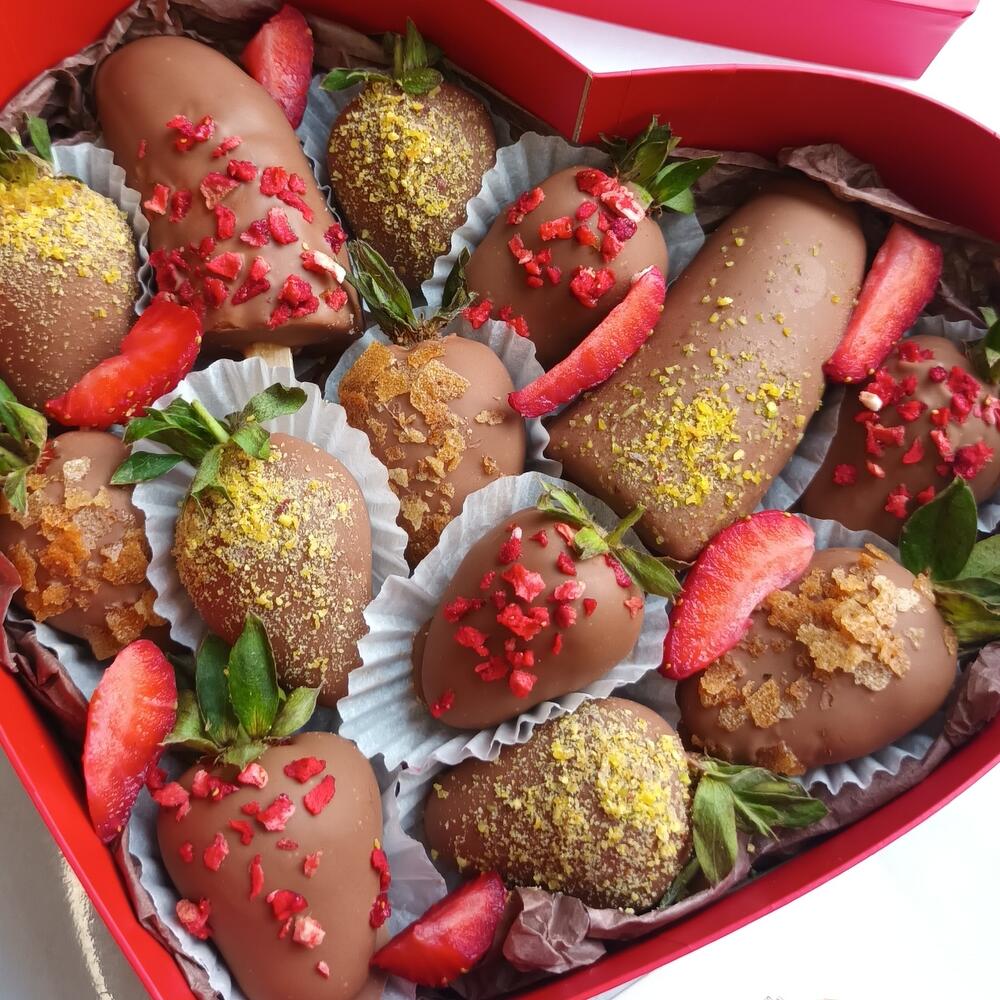 Набор -сердце из клубники и банана в шоколаде  на День влюблённых🎁 на 14 февраля