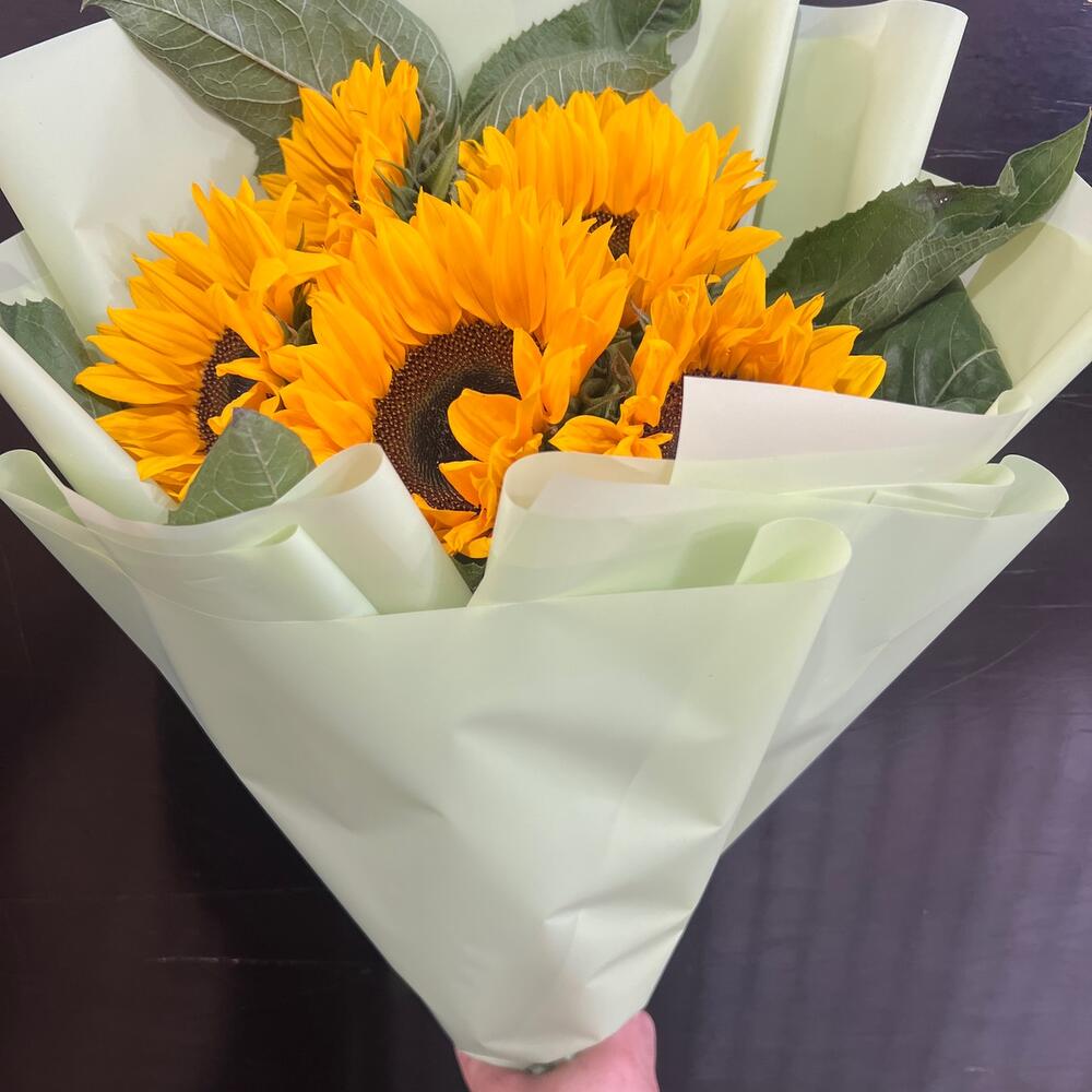 Букет из 5 штук подсолнух 🌻