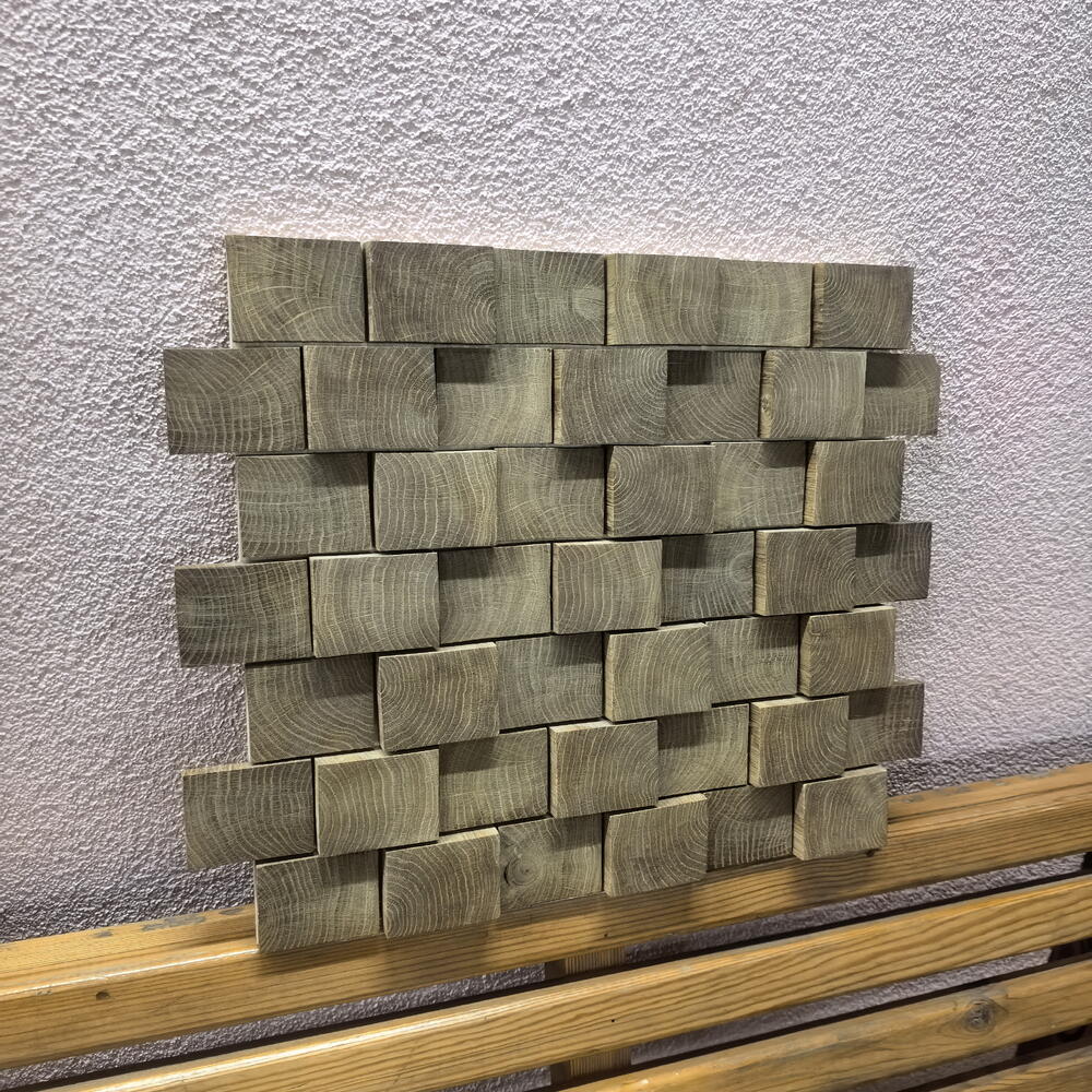 Панно из дуба