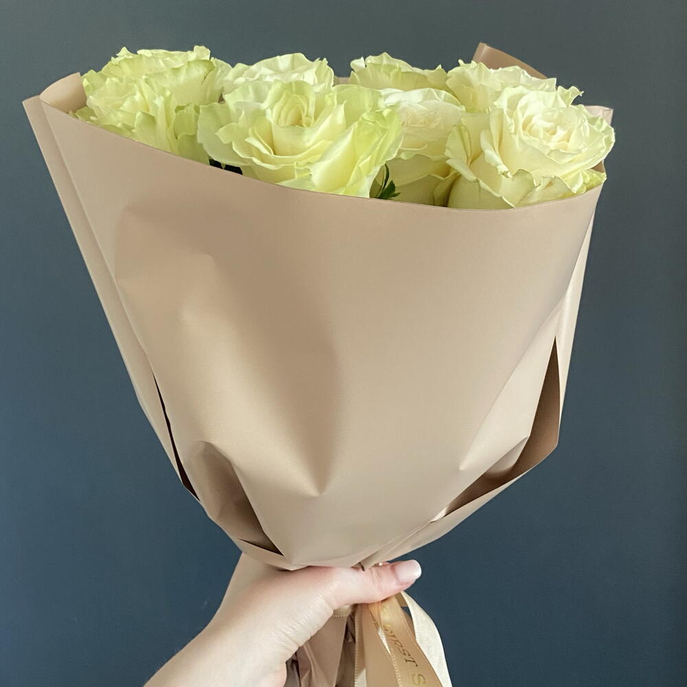 Букет из белых роз