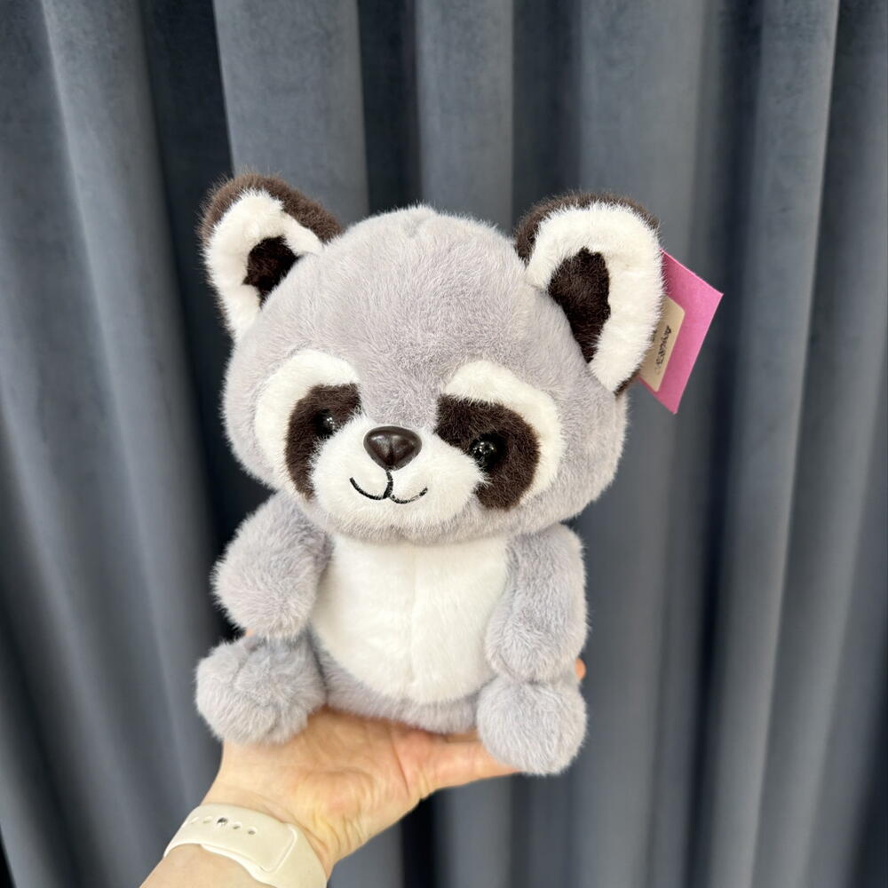 Игрушка енотик