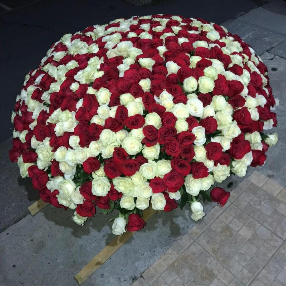 Букет из 1001 розы фото
