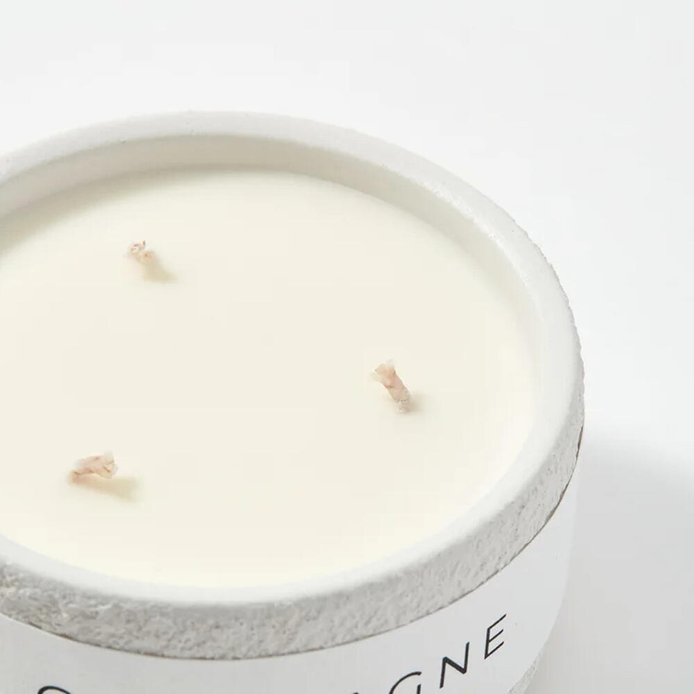 Ароматическая свеча Champagne May Meadow. Чаша с крышкой (3 хлопковых фитиля), 200 мл