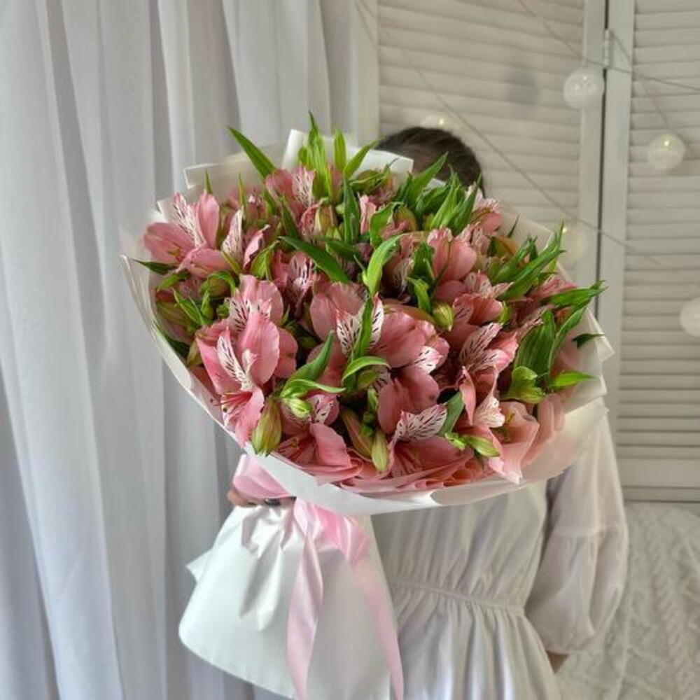 Букет из Краснодарской альстромерии 9 веток 🌸