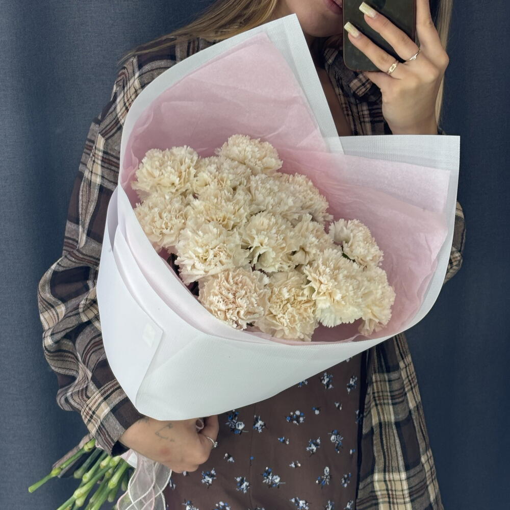Милый букетик из кремовых диантусов 🍨🤍🫶🏻