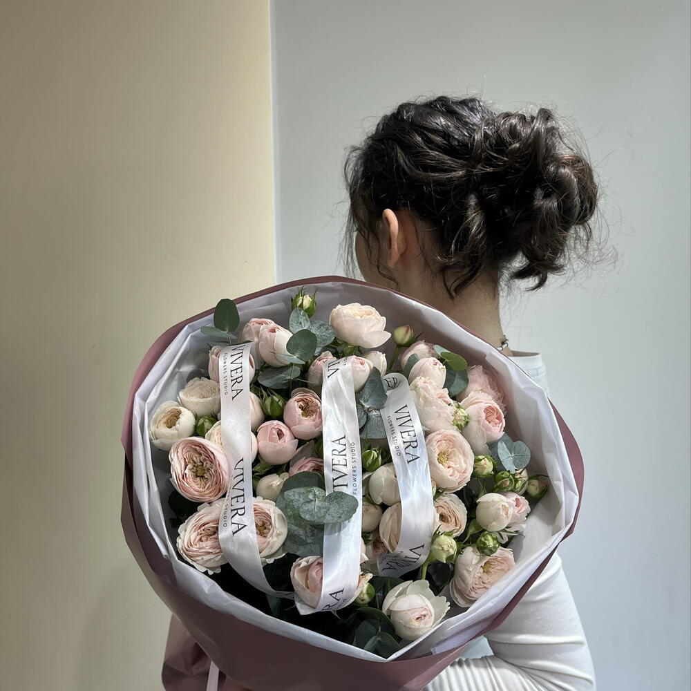 Кустовая Роза