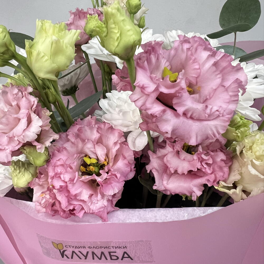 Букет из хризантемы и эустомы💐