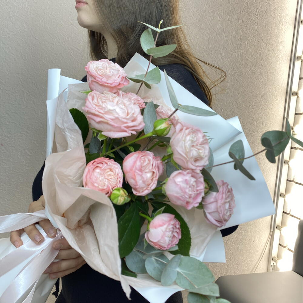 Букет комплимент 💞 Нежные розочки с эвкалиптом