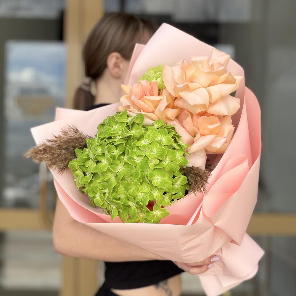 Букет «Гортензии и французских роз» 🌿🌸нежный, свежий букет для любимого человека 💌