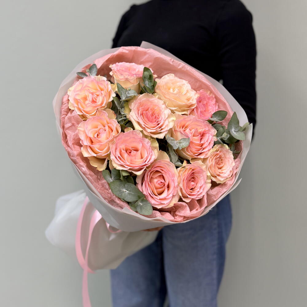 Авторский букет «Утренний свет 🌷» из роз сорта ESPERANCE с ароматным эвкалиптом 🌸