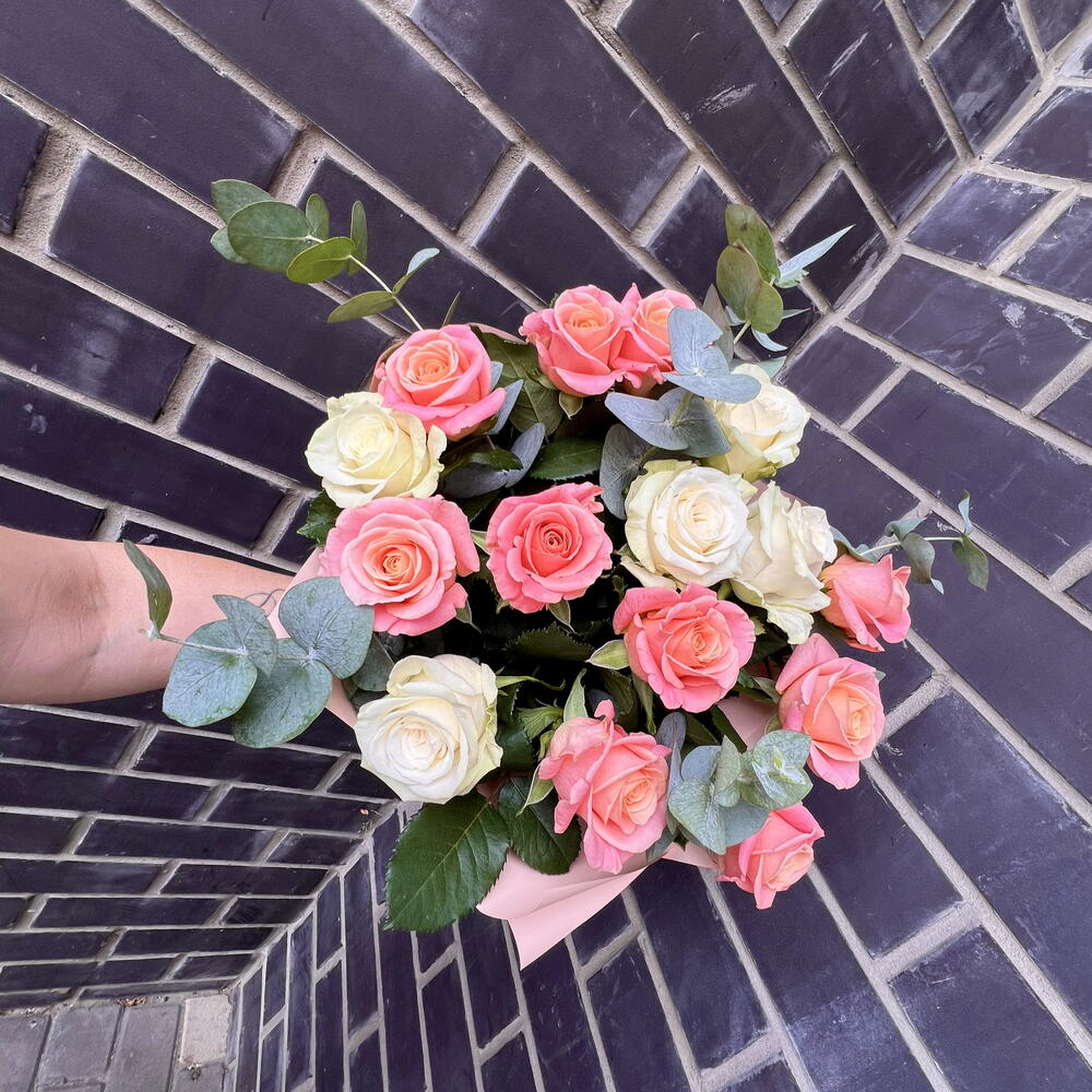 Букет из роз  «Delicate roses»