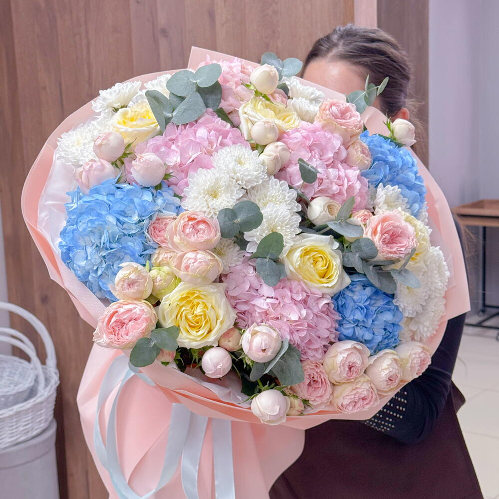 Сборный большой букет