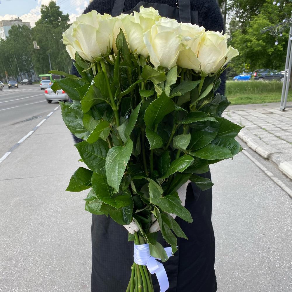 Букет из 17 роз (Эквадор 80см)