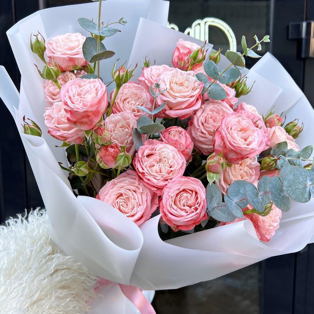Мадам Бомбастик💕 кустовые розы