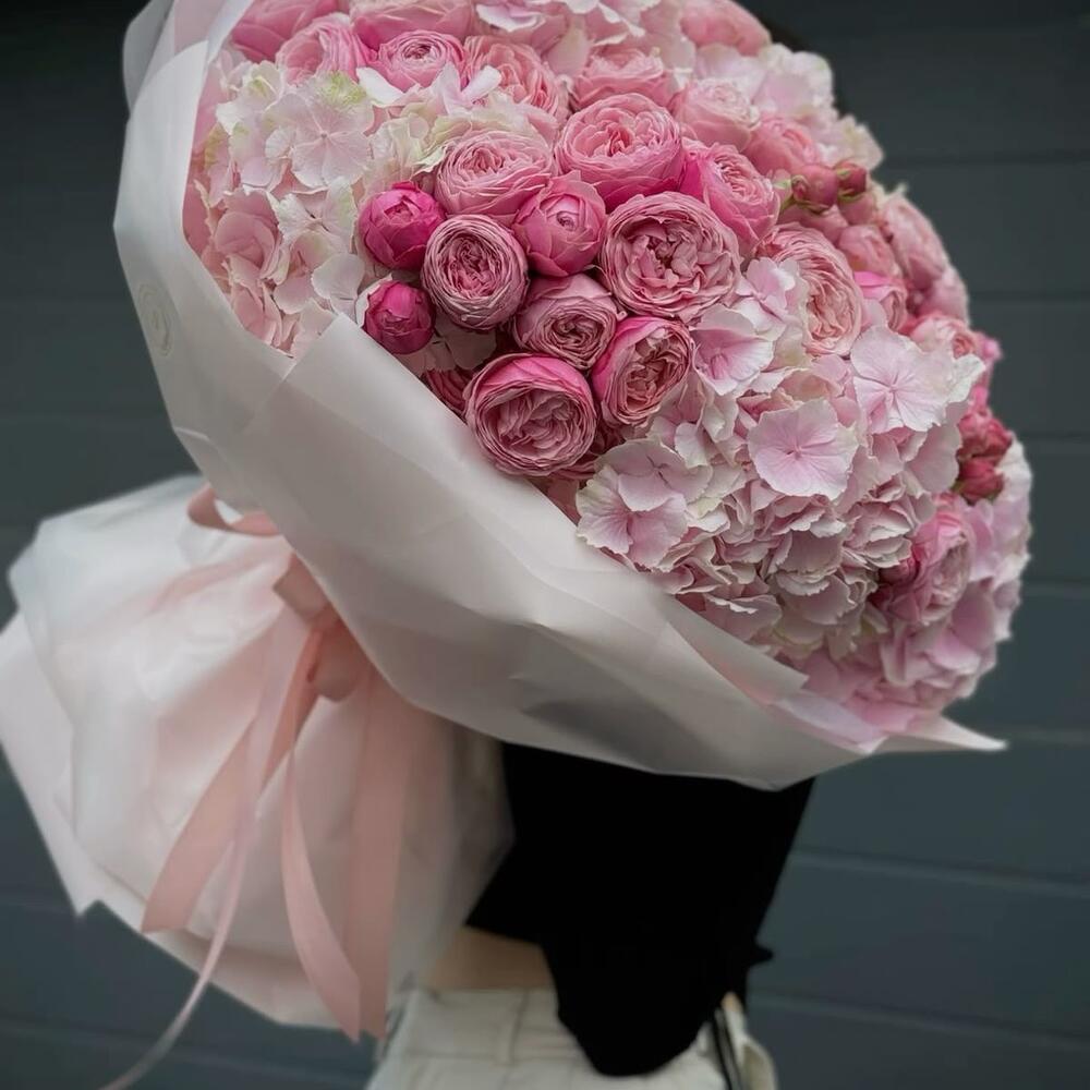Peony and Hydrangea Bouquet N-098
