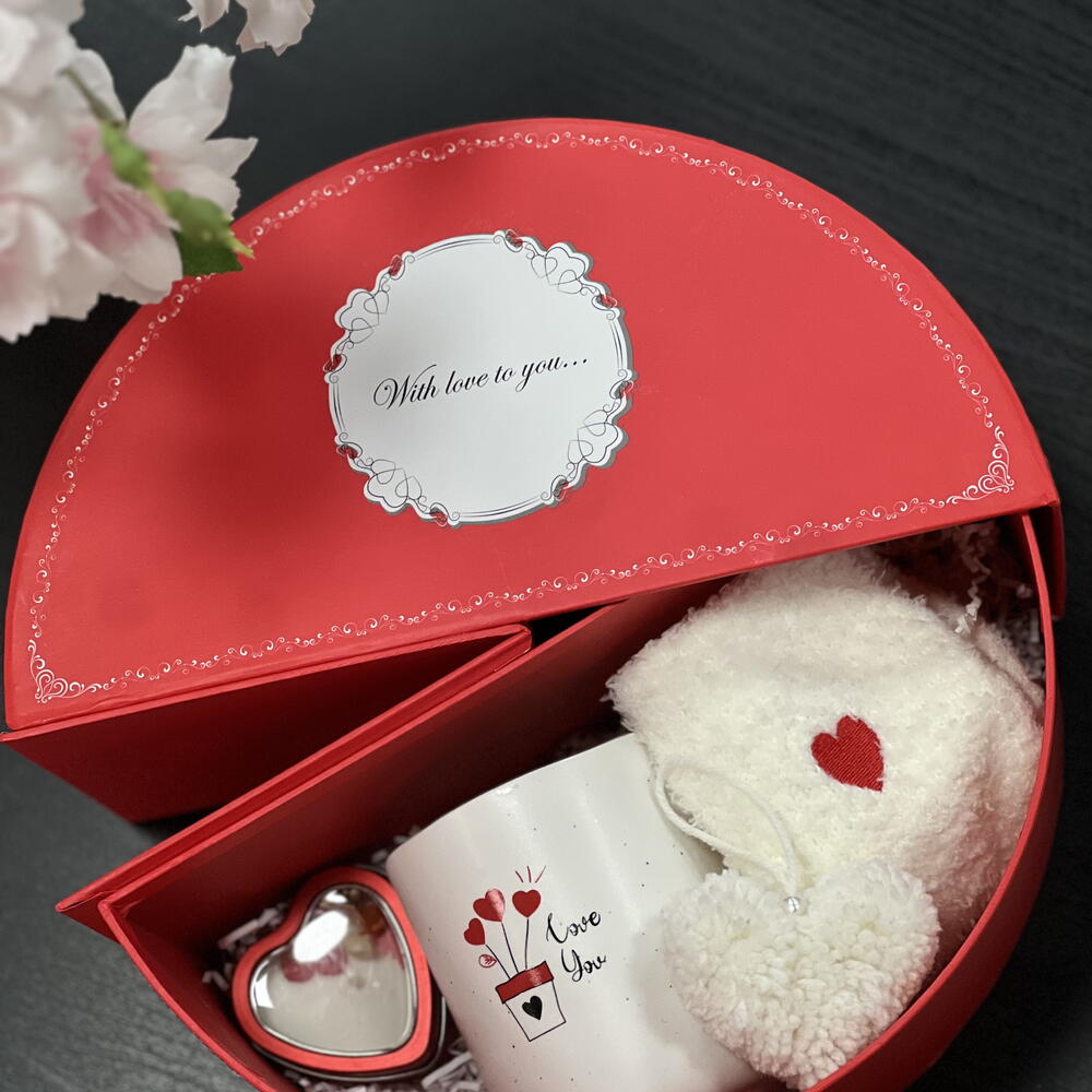 Подарочный бокс With love, лимитированный набор для нее
