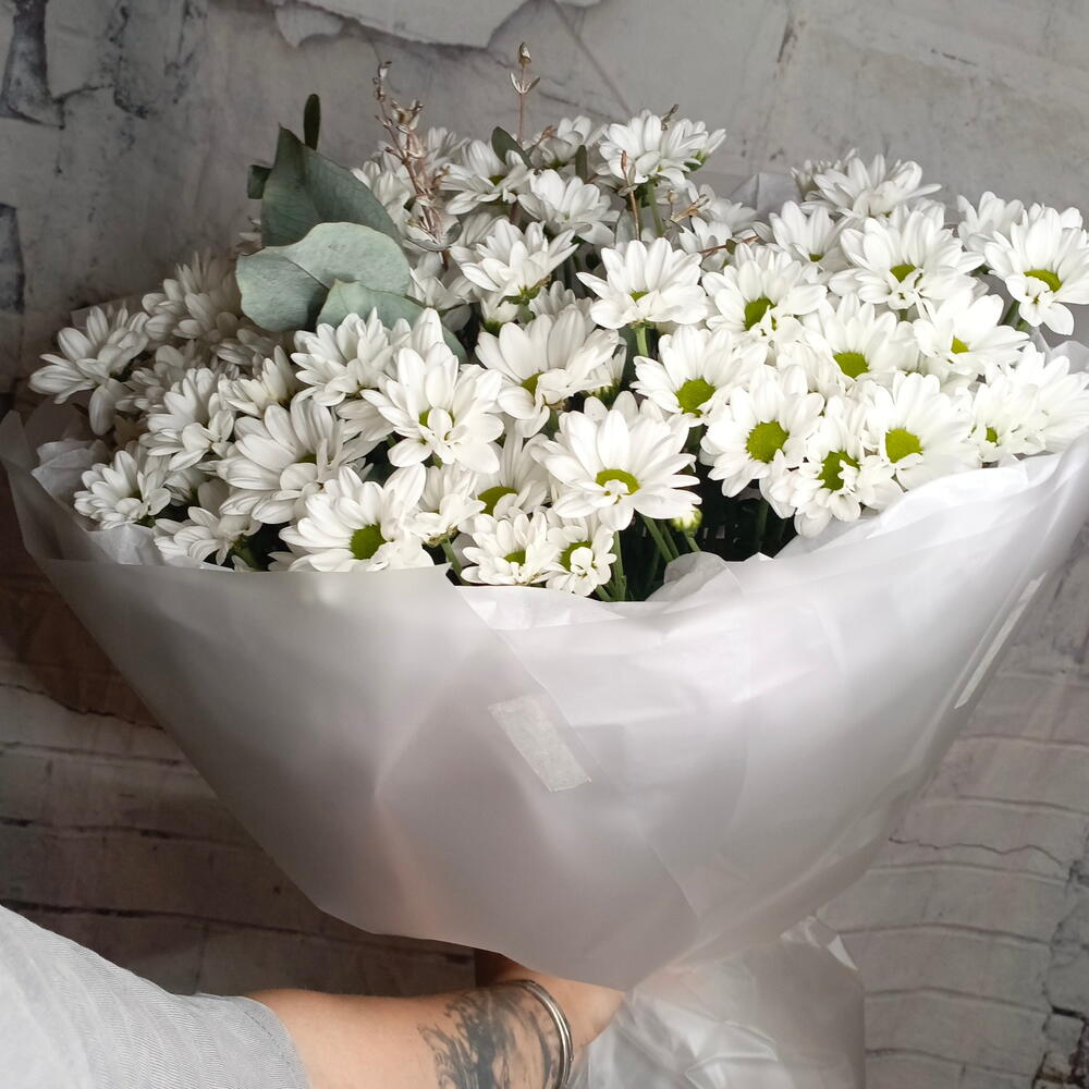 Букет с хризантемой ромашковой 🌷