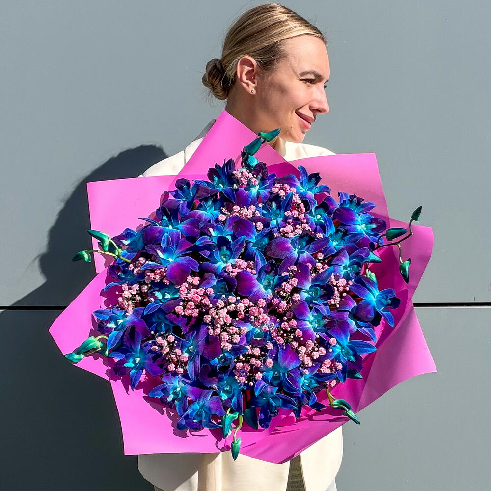Букет розовый Космос. Монобукет 620 Leora Flowers дом цветочной моды