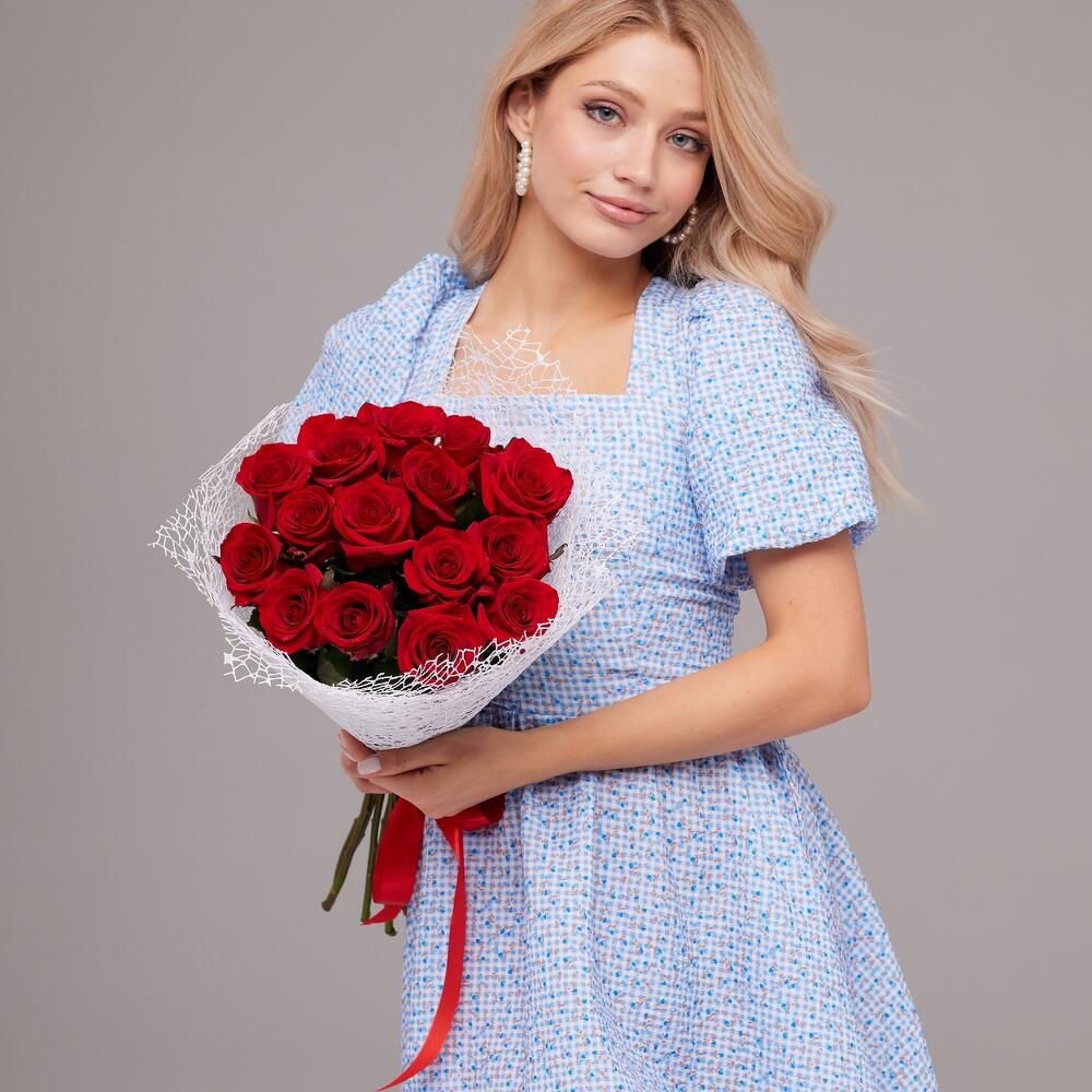 15 красных роз Premium