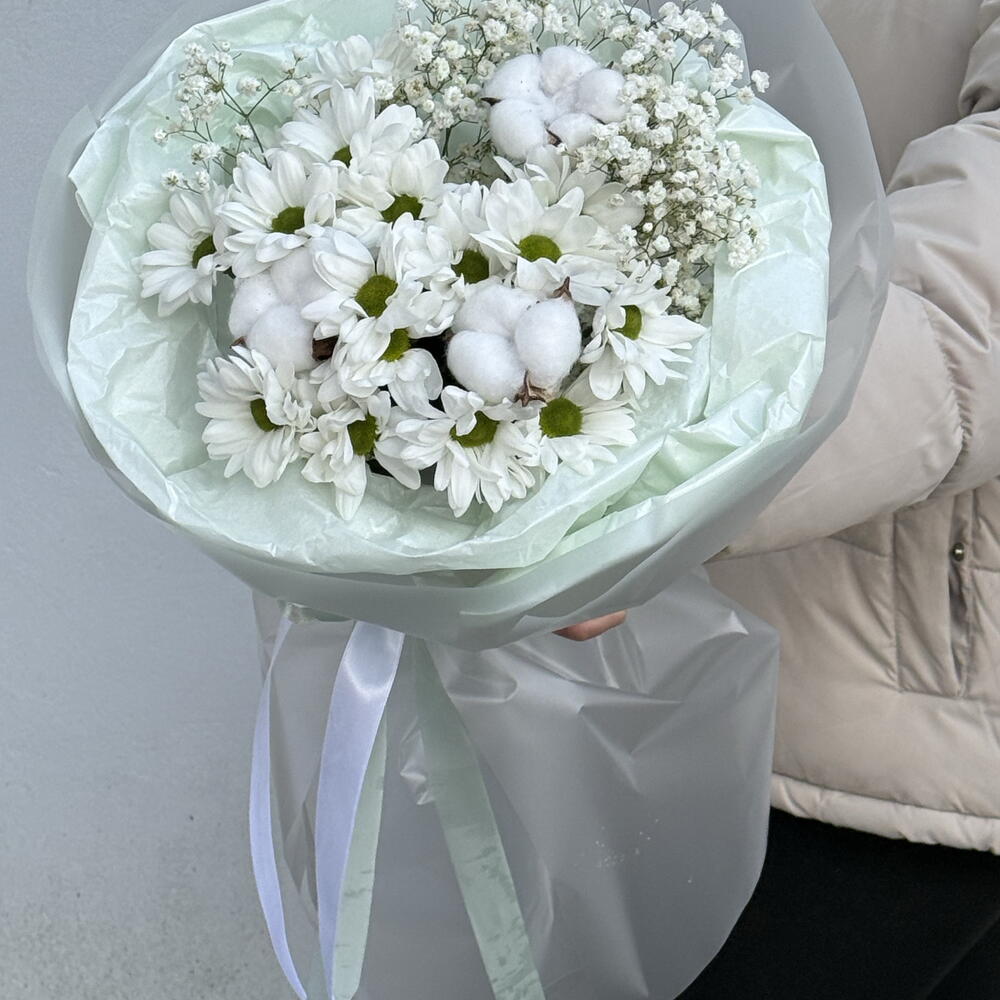Ромашка гипсофила и хлопок