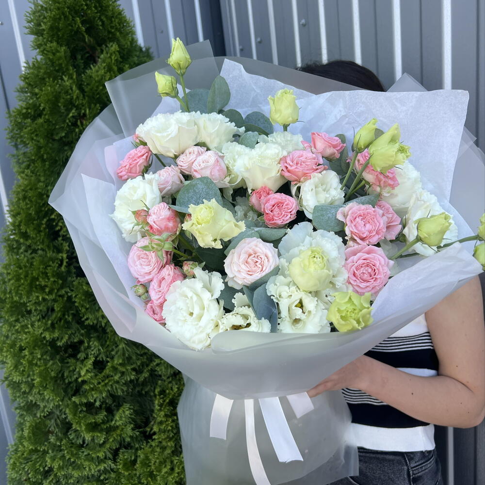 Эустома и бамбастик 🌹