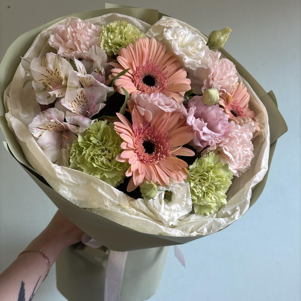 Букет из герберы/эустомы/диантуса💕💐