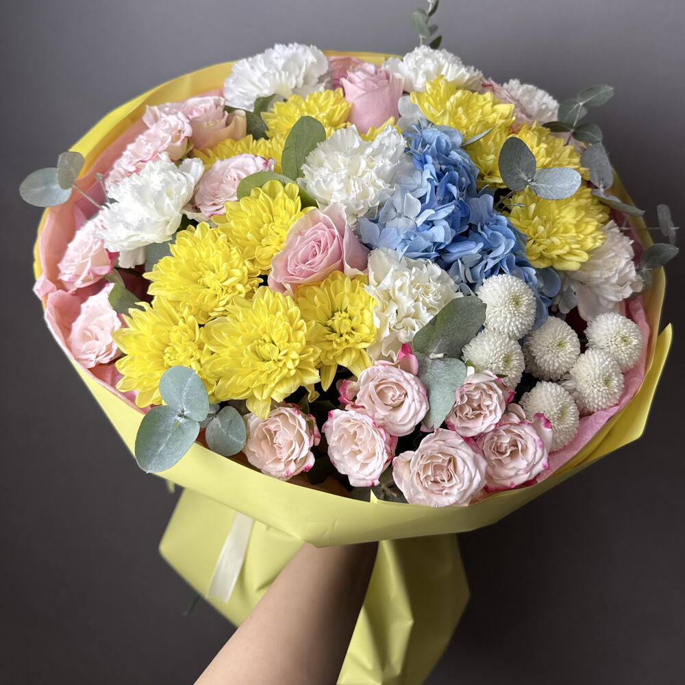 Солнечная симфония(3104) гортензия,хризантемы,кустовая Роза,диантусы