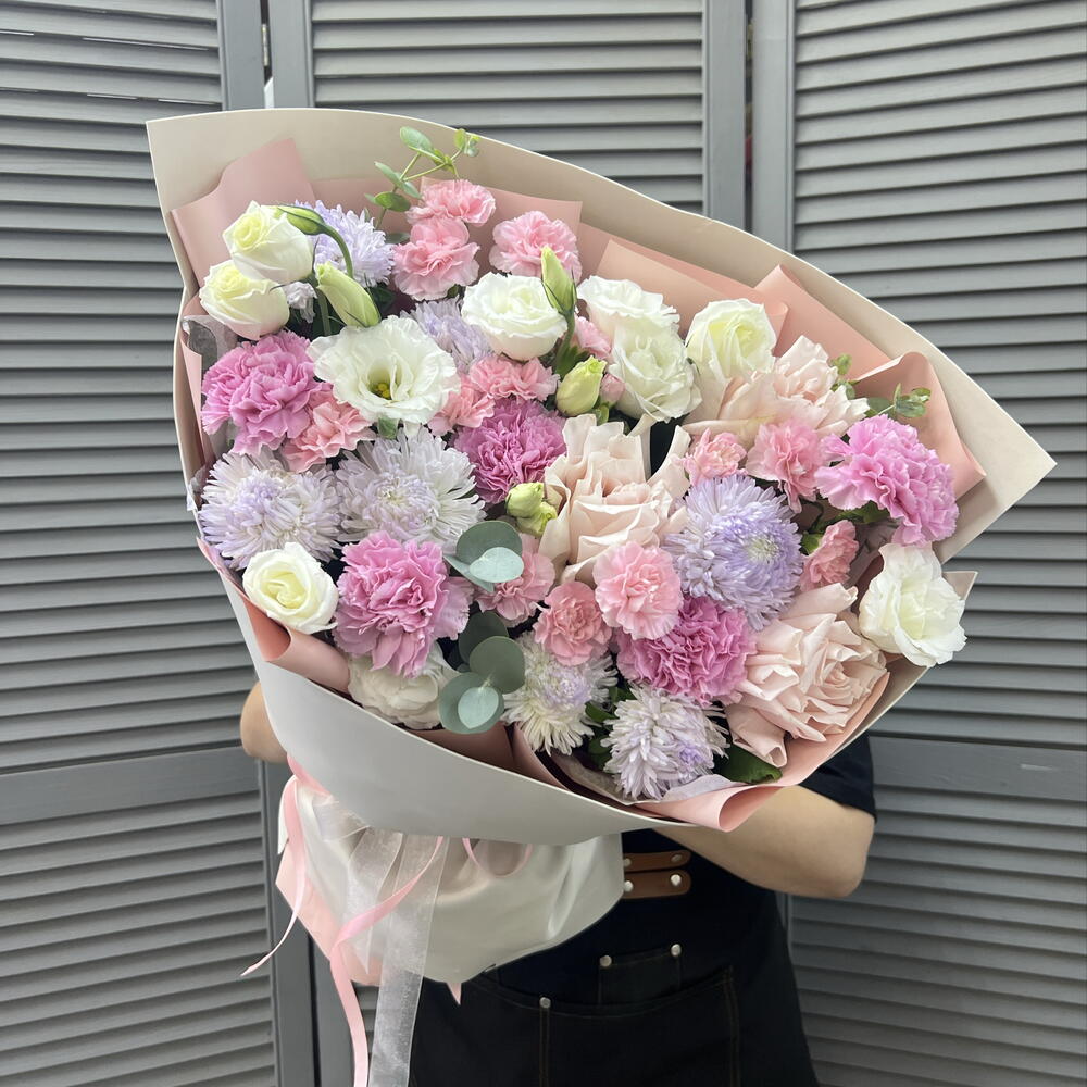 Объёмный розовый букет💝