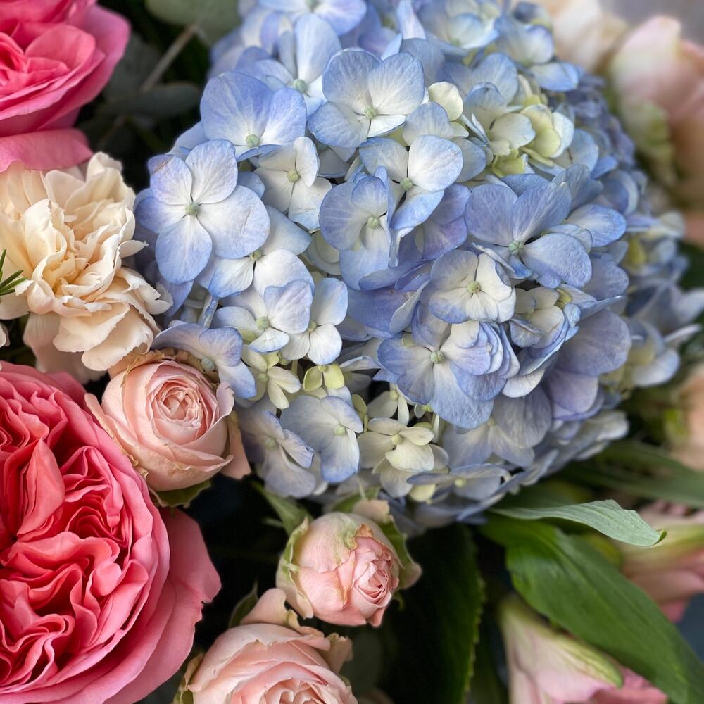 Bouquet with hydrangea