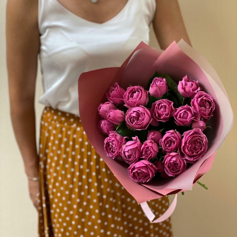 9 Misty Bubbles spray peony roses